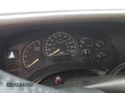 ✅ 2000 Chevrolet Suburban LS • VIN: 3GNEC16TXYG165833 • Lot: 76269344. Wystawiony na Copart z przebiegiem Nie podano. Bezpłatny archiwum sprzedaży aukcyjnych z USA i szczegółowy raport historii pojazdu na DreamBid. Zdjęcie 9.