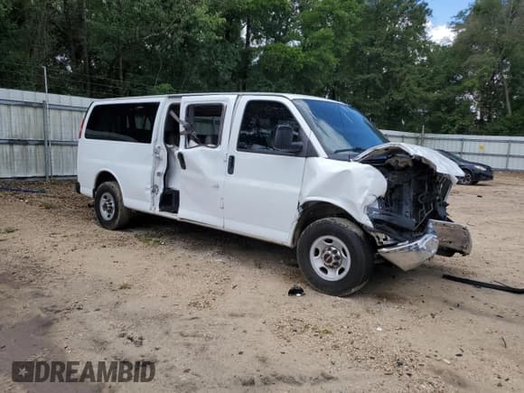 ✅ 2014 GMC Savana • VIN: 1GJZ71FA3E1146511 • Лот: 66215505. Опубликован ранее на Copart с пробегом Не указан. Бесплатный доступ к архиву аукционных продаж из США и подробный отчёт об истории автомобиля на DreamBid. Изображение 4.
