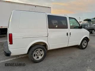 ✅ 2005 Chevrolet Astro Cargo • VIN: 1GCDM19X65B108176 • Lot: 96006065. Listed on Copart with 79,510 mi. Free auction sales archive from the USA and detailed vehicle history report at DreamBid. Image 4.