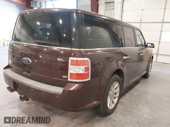 ✅ 2009 Ford Flex SEL • VIN: 2FMEK62C19BA03295 • Lot: 43472316. Wystawiony na IAAI z przebiegiem 259 962 mil. Bezpłatny archiwum sprzedaży aukcyjnych z USA i szczegółowy raport historii pojazdu na DreamBid. Zdjęcie 4.