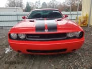 ✅ 2010 Dodge Challenger SE • VIN: 2B3CJ4DV0AH120953 • Lot: 85542794. Wystawiony na Copart z przebiegiem 149 077 mil. Bezpłatny archiwum sprzedaży aukcyjnych z USA i szczegółowy raport historii pojazdu na DreamBid. Zdjęcie 5.