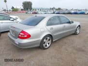 ✅ 2003 Mercedes-Benz E 500 • VIN: WDBUF70J63A238725 • Lot: 42475426. Listed on IAAI with 132,865 mi. Free auction sales archive from the USA and detailed vehicle history report at DreamBid. Image 4.