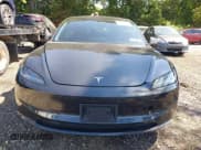 ✅ 2024 Tesla Model 3 • VIN: 5YJ3E1EAXRF729577 • Lot: 43188284. Wystawiony na IAAI z przebiegiem 16 053 mil. Bezpłatny archiwum sprzedaży aukcyjnych z USA i szczegółowy raport historii pojazdu na DreamBid. Zdjęcie 12.