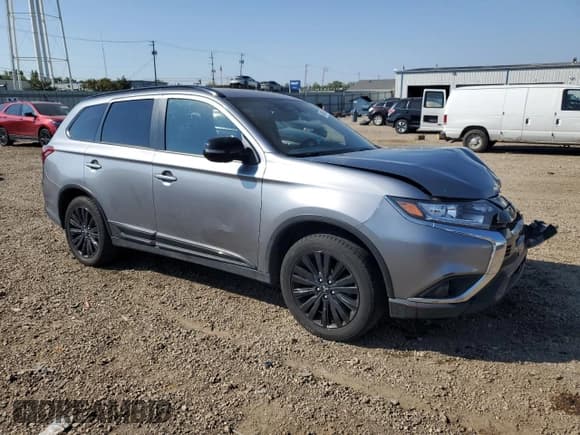 ✅ 2020 Mitsubishi Outlander ES • VIN: JA4AZ3A38LZ037571 • Lot: 84609485. Wystawiony na Copart z przebiegiem 135 039 mil. Bezpłatny archiwum sprzedaży aukcyjnych z USA i szczegółowy raport historii pojazdu na DreamBid. Zdjęcie 4.