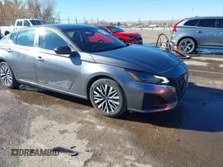 ✅ 2024 Nissan Altima SV • VIN: 1N4BL4DV7RN364130 • Lot: 43894213. Listed on IAAI with 47,211 mi. Free auction sales archive from the USA and detailed vehicle history report at DreamBid. Image 1.