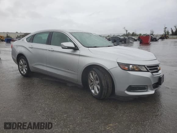 ✅ 2017 Chevrolet Impala LT • VIN: 2G1105S39H9178203 • Лот: 79530544. Опубликован ранее на Copart с пробегом 96 418 миль. Бесплатный доступ к архиву аукционных продаж из США и подробный отчёт об истории автомобиля на DreamBid. Изображение 4.