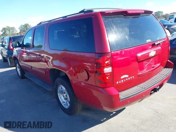 ✅ 2013 Chevrolet Suburban LT • VIN: 1GNSCJE05DR374014 • Лот: 43646383. Опубликован ранее на IAAI с пробегом 213 005 миль. Бесплатный доступ к архиву аукционных продаж из США и подробный отчёт об истории автомобиля на DreamBid. Изображение 3.