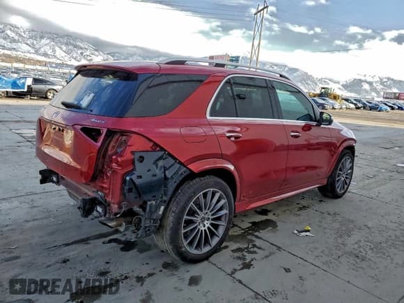 ✅ 2022 Mercedes-Benz GLE 450 • VIN: 4JGFB5KB9NA650832 • Лот: 94377985. Опубликован ранее на Copart с пробегом 47 999 миль. Бесплатный доступ к архиву аукционных продаж из США и подробный отчёт об истории автомобиля на DreamBid. Изображение 3.