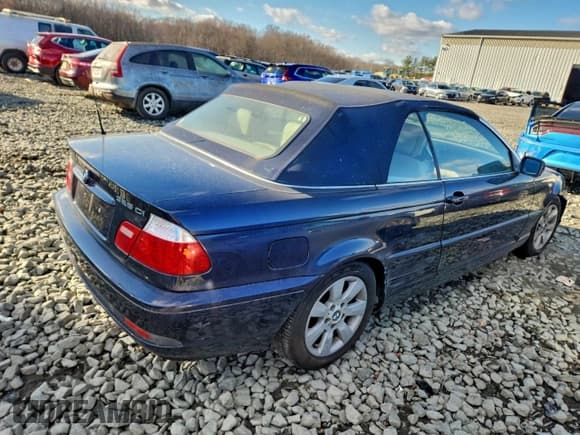 ✅ 2006 BMW 3 Series 325Ci • VIN: WBABW33486PX88711 • Lot: 95647245. Listed on Copart with 93,989 mi. Free auction sales archive from the USA and detailed vehicle history report at DreamBid. Image 3.