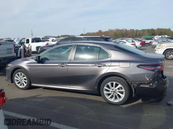 ✅ 2024 Toyota Camry LE • VIN: 4T1C11BK5RU119453 • Lot: 43697145. Listed on IAAI with 33,907 mi. Free auction sales archive from the USA and detailed vehicle history report at DreamBid. Image 14.
