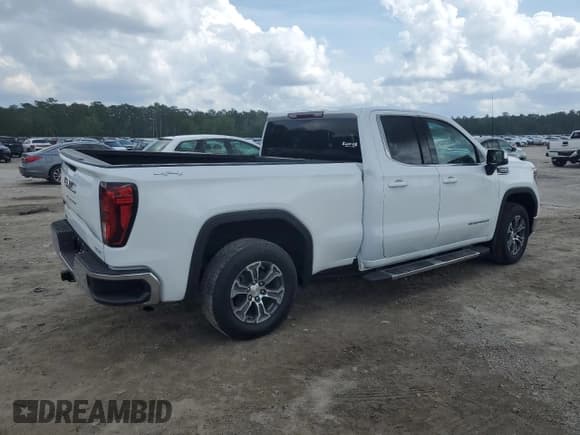 ✅ 2021 GMC Sierra 1500 SLE • VIN: 1GTR9BED4MZ226175 • Лот: 54655545. Опубликован ранее на Copart с пробегом 14 578 миль. Бесплатный доступ к архиву аукционных продаж из США и подробный отчёт об истории автомобиля на DreamBid. Изображение 3.