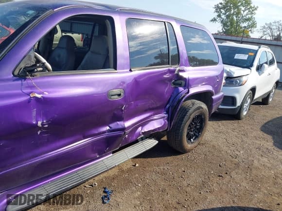 ✅ 2003 Dodge Durango SLT • VIN: 1D4HR48Z13F611503 • Лот: 43446138. Опубликован ранее на IAAI с пробегом Не указан. Бесплатный доступ к архиву аукционных продаж из США и подробный отчёт об истории автомобиля на DreamBid. Изображение 19.