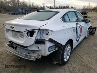 ✅ 2019 Chevrolet Cruze LT • VIN: 1G1BE5SM0K7112324 • Lot: 31966722. Listed on Copart with 19,452 mi. Free auction sales archive from the USA and detailed vehicle history report at DreamBid. Image 4.