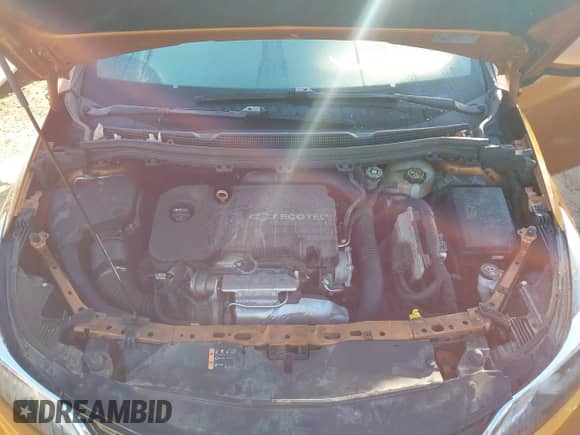 2017 Chevrolet Cruze Premier z VIN 3G1BF6SM6HS540153, wystawiony jako IAAI lot #43391698 z przebiegiem 115 761 mil mil oraz . Historia ofert i sprzedaży dostępna na DreamBid. Obrazek 10.