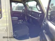 ✅ 2022 Jeep Gladiator Willys • VIN: 1C6HJTAG4NL175068 • Lot: 41625616. Wystawiony na IAAI z przebiegiem 28 503 mil. Bezpłatny archiwum sprzedaży aukcyjnych z USA i szczegółowy raport historii pojazdu na DreamBid. Zdjęcie 3.