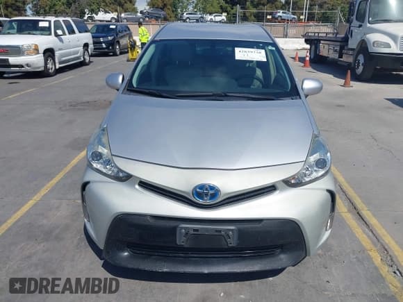 ✅ 2015 Toyota Prius Two • VIN: JTDZN3EU0FJ024050 • Lot: 42839738. Listed on IAAI with 153,906 mi. Free auction sales archive from the USA and detailed vehicle history report at DreamBid. Image 12.