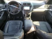 ✅ 2017 Ford Explorer XLT • VIN: 1FM5K7D85HGA12443 • Lot: 82597535. Wystawiony na Copart z przebiegiem 120 525 mil. Bezpłatny archiwum sprzedaży aukcyjnych z USA i szczegółowy raport historii pojazdu na DreamBid. Zdjęcie 8.