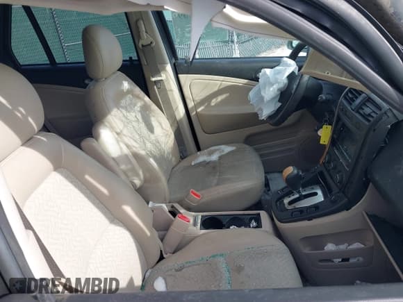 ✅ 2007 Saturn VUE V6 • VIN: 5GZCZ63427S821554 • Lot: 41285509. Wystawiony na IAAI z przebiegiem 77 740 mil. Bezpłatny archiwum sprzedaży aukcyjnych z USA i szczegółowy raport historii pojazdu na DreamBid. Zdjęcie 5.