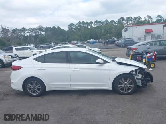 2017 Hyundai Elantra SE z VIN 5NPD84LF3HH180364, wystawiony jako IAAI lot #43339099 z przebiegiem 153 436 mil mil oraz . Historia ofert i sprzedaży dostępna na DreamBid. Obrazek 13.