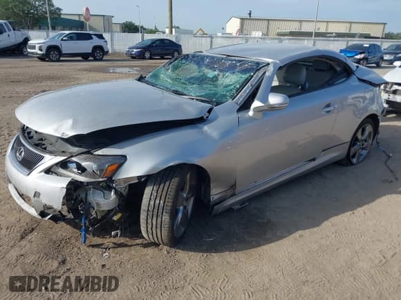 ✅ 2011 Lexus IS 250 C • VIN: JTHFF2C21B2516455 • Lot: 42501767. Listed on IAAI with 126,398 mi. Free auction sales archive from the USA and detailed vehicle history report at DreamBid. Image 2.