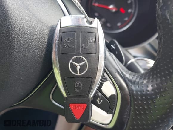 ✅ 2016 Mercedes-Benz C 300 Luxury • VIN: 55SWF4KB8GU138247 • Lot: 43014664. Listed on IAAI with 116,334 mi. Free auction sales archive from the USA and detailed vehicle history report at DreamBid. Image 11.