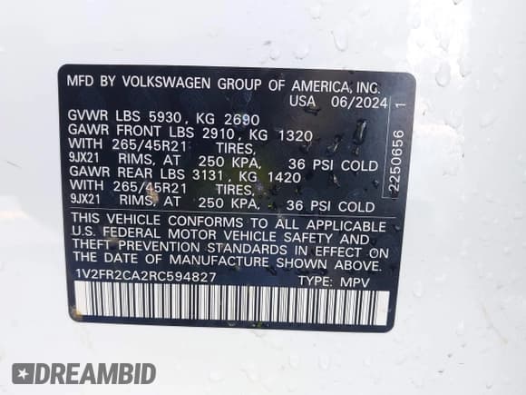 ✅ 2024 Volkswagen Atlas SEL Premium R-Line • VIN: 1V2FR2CA2RC594827 • Lot: 43312907. Wystawiony na IAAI z przebiegiem 23 710 mil. Bezpłatny archiwum sprzedaży aukcyjnych z USA i szczegółowy raport historii pojazdu na DreamBid. Zdjęcie 9.