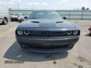 ✅ 2017 Dodge Challenger GT • VIN: 2C3CDZGGXHH551119 • Lot: 67288514. Wystawiony na Copart z przebiegiem 65 253 mil. Bezpłatny archiwum sprzedaży aukcyjnych z USA i szczegółowy raport historii pojazdu na DreamBid. Zdjęcie 5.