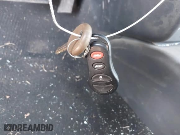 ✅ 2006 Chrysler Sebring • VIN: 1C3EL46X16N250100 • Lot: 42050055. Wystawiony na IAAI z przebiegiem 102 484 mil. Bezpłatny archiwum sprzedaży aukcyjnych z USA i szczegółowy raport historii pojazdu na DreamBid. Zdjęcie 11.