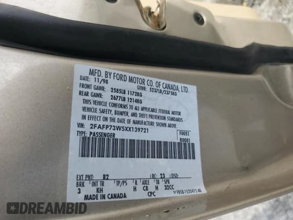 ✅ 1999 Ford Crown Victoria • VIN: 2FAFP73W5XX139721 • Lot: 45017875. Listed on Copart with 213,296 mi. Free auction sales archive from the USA and detailed vehicle history report at DreamBid. Image 12.