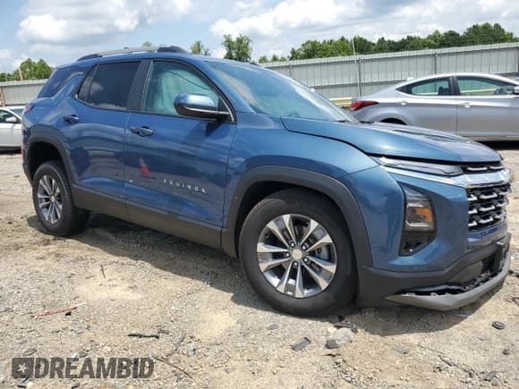 ✅ 2025 Chevrolet Equinox AWD LT • VIN: 3GNAXPEG8SL155438 • Lot: 64823775. Wystawiony na Copart z przebiegiem 3 857 mil. Bezpłatny archiwum sprzedaży aukcyjnych z USA i szczegółowy raport historii pojazdu na DreamBid. Zdjęcie 4.