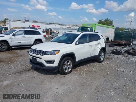 ✅ 2019 Jeep Compass Latitude • VIN: 3C4NJDBB8KT741852 • Лот: 43222292. Опубликован ранее на IAAI с пробегом 51 303 миль. Бесплатный доступ к архиву аукционных продаж из США и подробный отчёт об истории автомобиля на DreamBid. Изображение 2.