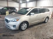 ✅ 2017 Kia Sedona LX • VIN: KNDMB5C14H6225446 • Лот: 43545460. Опубликован ранее на IAAI с пробегом 160 767 миль. Бесплатный доступ к архиву аукционных продаж из США и подробный отчёт об истории автомобиля на DreamBid. Изображение 2.