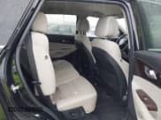 ✅ 2017 Kia Sorento LX • VIN: 5XYPGDA55HG211650 • Lot: 43786637. Listed on IAAI with 144,038 mi. Free auction sales archive from the USA and detailed vehicle history report at DreamBid. Image 8.