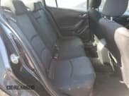 ✅ 2015 Mazda 3 i Touring • VIN: 3MZBM1V77FM233952 • Lot: 86654475. Wystawiony na Copart z przebiegiem 201 670 mil. Bezpłatny archiwum sprzedaży aukcyjnych z USA i szczegółowy raport historii pojazdu na DreamBid. Zdjęcie 10.