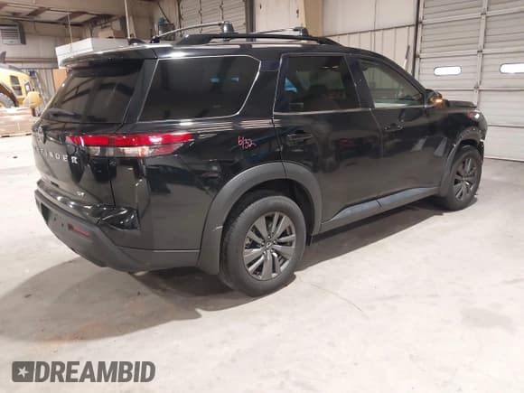 ✅ 2022 Nissan Pathfinder SV • VIN: 5N1DR3BA9NC232483 • Lot: 43769178. Listed on IAAI with 14,045 mi. Free auction sales archive from the USA and detailed vehicle history report at DreamBid. Image 4.