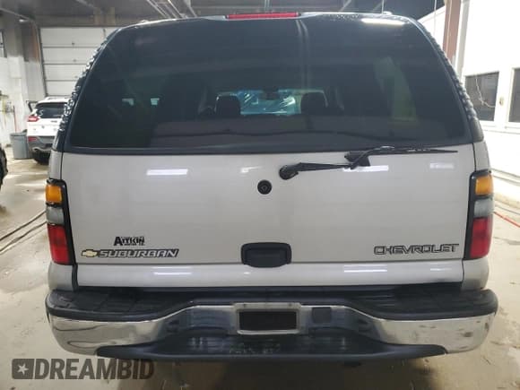 ✅ 2004 Chevrolet Suburban LT • VIN: 1GNFK16Z44J204632 • Лот: 78125794. Опубликован ранее на Copart с пробегом 136 072 миль. Бесплатный доступ к архиву аукционных продаж из США и подробный отчёт об истории автомобиля на DreamBid. Изображение 6.