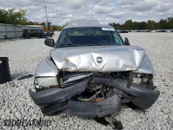 2004 Dodge Dakota с VIN 1D7GL12K24S653634, выставлен на аукционе Copart как лот 74799854 с пробегом 183 971 миль миль и Списание • Salvage title. История ставок и продаж доступна на DreamBid. Изображение 5.