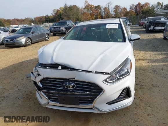 ✅ 2018 Hyundai Sonata Sport Plus • VIN: 5NPE34AF1JH689526 • Lot: 43573033. Listed on IAAI with 48,381 mi. Free auction sales archive from the USA and detailed vehicle history report at DreamBid. Image 12.