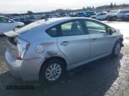 ✅ 2013 Toyota Prius • VIN: JTDKN3DPXD3040321 • Lot: 41477480. Listed on IAAI with 109,764 mi. Free auction sales archive from the USA and detailed vehicle history report at DreamBid. Image 4.