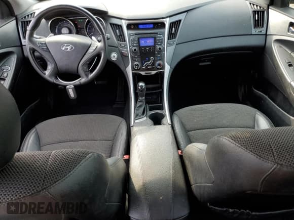 ✅ 2011 Hyundai Sonata SE • VIN: 5NPEC4AC4BH279570 • Lot: 67102934. Wystawiony na Copart z przebiegiem 102 066 mil. Bezpłatny archiwum sprzedaży aukcyjnych z USA i szczegółowy raport historii pojazdu na DreamBid. Zdjęcie 8.