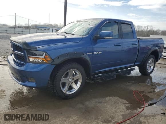 ✅ 2009 Dodge 1500 SLT • VIN: 1D3HV18T59S764959 • Lot: 50773655. Wystawiony na Copart z przebiegiem 140 811 mil. Bezpłatny archiwum sprzedaży aukcyjnych z USA i szczegółowy raport historii pojazdu na DreamBid. Zdjęcie 1.