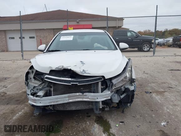 ✅ 2014 Chevrolet Cruze 1LT • VIN: 1G1PC5SB1E7301143 • Лот: 43518631. Опубликован ранее на IAAI с пробегом 139 059 миль. Бесплатный доступ к архиву аукционных продаж из США и подробный отчёт об истории автомобиля на DreamBid. Изображение 12.