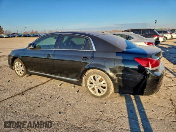 ✅ 2012 Toyota Avalon • VIN: 4T1BK3DB5CU449246 • Lot: 95600175. Listed on Copart with 236,235 mi. Free auction sales archive from the USA and detailed vehicle history report at DreamBid. Image 2.