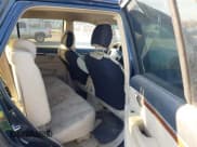 ✅ 2009 Hyundai Santa Fe GLS • VIN: 5NMSG13D09H269735 • Lot: 43642745. Listed on IAAI with 198,066 mi. Free auction sales archive from the USA and detailed vehicle history report at DreamBid. Image 8.