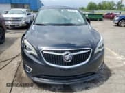 ✅ 2019 Buick Envision Preferred • VIN: LRBFX1SA3KD006077 • Lot: 64453745. Wystawiony na Copart z przebiegiem 94 810 mil. Bezpłatny archiwum sprzedaży aukcyjnych z USA i szczegółowy raport historii pojazdu na DreamBid. Zdjęcie 5.