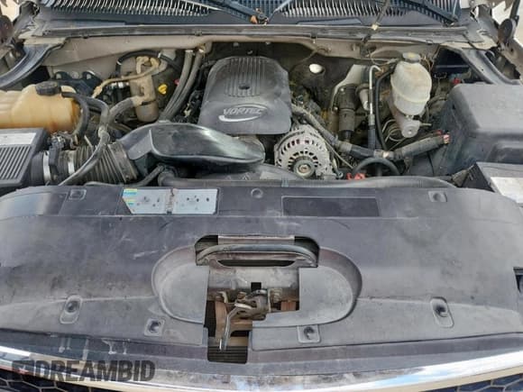 ✅ 2006 Chevrolet Silverado 2500HD Work Truck • VIN: 1GCHC23U66F225095 • Лот: 81761925. Опубликован ранее на Copart с пробегом 355 706 миль. Бесплатный доступ к архиву аукционных продаж из США и подробный отчёт об истории автомобиля на DreamBid. Изображение 11.