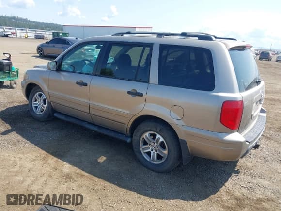 ✅ 2003 Honda Pilot EX • VIN: 2HKYF18653H598920 • Lot: 42426339. Listed on IAAI with 274,455 mi. Free auction sales archive from the USA and detailed vehicle history report at DreamBid. Image 3.