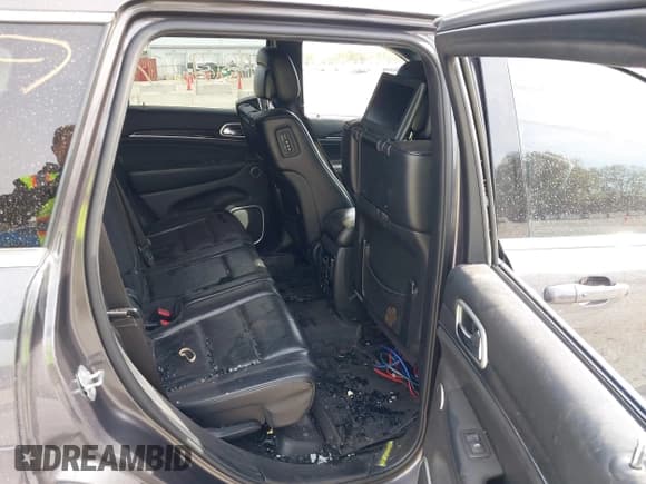 ✅ 2015 Jeep Grand Cherokee Overland • VIN: 1C4RJFCGXFC113610 • Лот: 42161275. Опубликован ранее на IAAI с пробегом 97 553 миль. Бесплатный доступ к архиву аукционных продаж из США и подробный отчёт об истории автомобиля на DreamBid. Изображение 8.