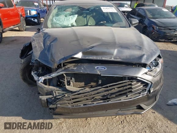 ✅ 2020 Ford Fusion S • VIN: 3FA6P0G74LR250828 • Lot: 43464793. Listed on IAAI with 93,911 mi. Free auction sales archive from the USA and detailed vehicle history report at DreamBid. Image 6.