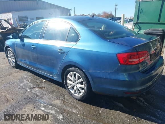 ✅ 2015 Volkswagen Jetta SE • VIN: 3VWD17AJ3FM270387 • Lot: 43626087. Wystawiony na IAAI z przebiegiem 153 247 mil. Bezpłatny archiwum sprzedaży aukcyjnych z USA i szczegółowy raport historii pojazdu na DreamBid. Zdjęcie 3.